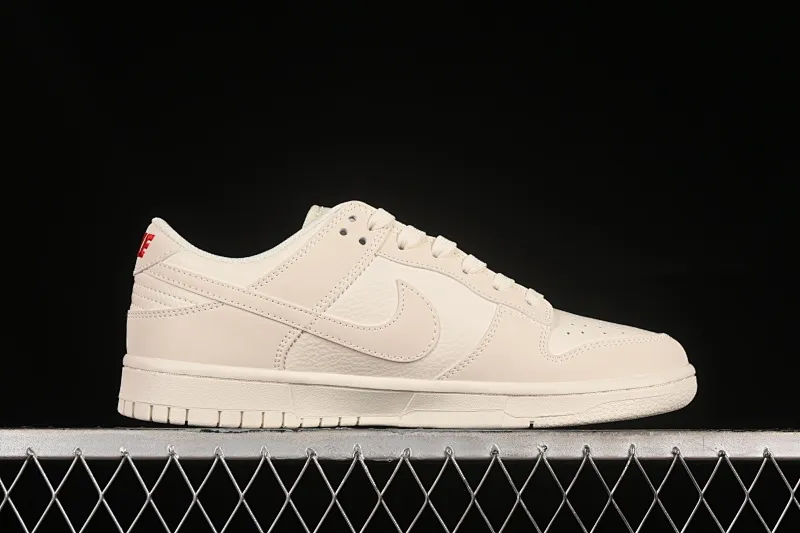 All Categories Nk SB Dunk Series Nk SB Dunk Low Low-top sneakers Supreme x Nk Dunk Low joint model-beige SB low-top casual sneakers FC1688-146